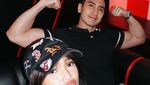Verrell Bramasta Pamer Otot Saat Main Gokart Sama Fuji