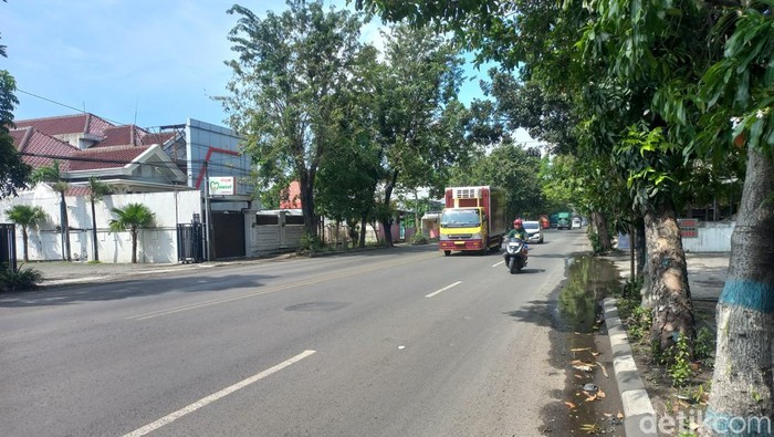 Kondisi Lalu Lintas di Jalur Pantura Lamongan
