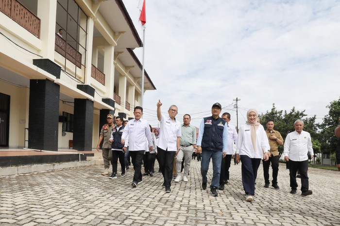 Mensos tinjau calon lokasi Sekolah Rakyat di Lampung