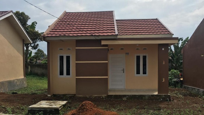 Penampakan rumah di Surian Mas.