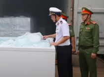 Sri Ditemukan dalam Peti Berisi Es Batu di Vietnam, Kondisinya Masih Hidup