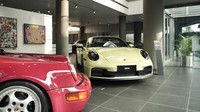 Pameran Keaden bersama Porsche Indonesia akan menampilkan 15 lukisan abstrak ekspresif yang memadukan refleksi pribadi dan imajinasi penuh warna. Sebagian hasil dari pameran ini akan disalurkan untuk mendukung inisiatif sosial. Foto: dok. Porsche Indonesia