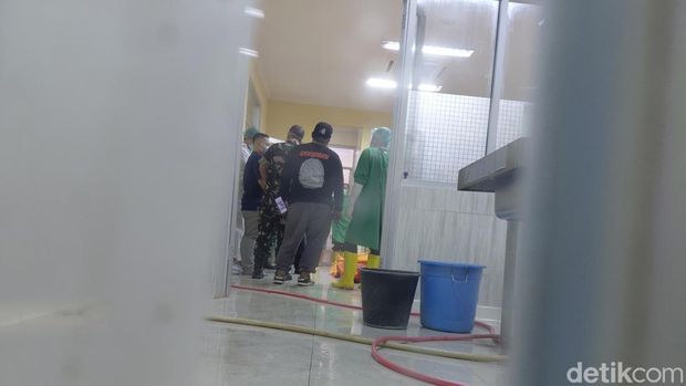 Suasana RUSD Pameungpeuk pascakasus ledakan amunisi di Garut, Senin (12/5/2025).
