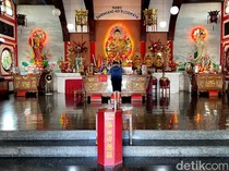 Hari Waisak dan Kesunyian di Vihara Tanda Bhakti