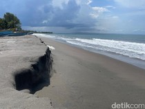 5 Pantai Tersembunyi di Jawa Barat yang Bisa Disambangi Seharian