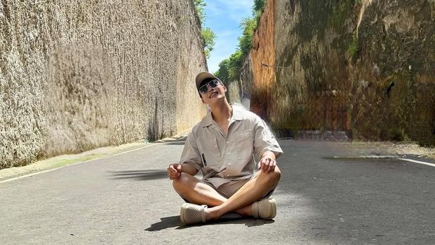 Aktor Korea Selatan (Korsel), Woo Do-hwan membagikan momen liburannya di Bali, Senin (13/5/2025). (Instagram @wdohwan)