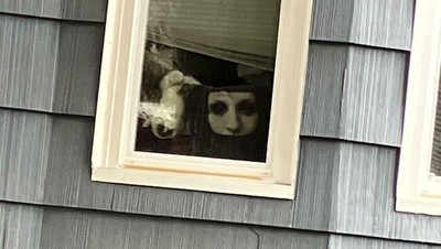 Bukan Foto Hantu Tapi Bikin Merinding, Penakut Jangan Lihat Ya