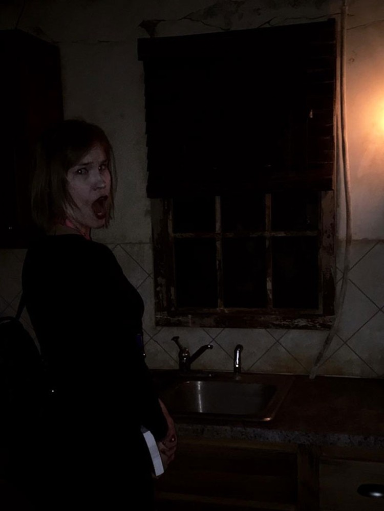 Bukan Foto Hantu Tapi Bikin Merinding, Kalau Penakut Jangan Lihat Ya Ternyata tak hanya penampakan hantu yang tertangkap kamera yang menyeramkan. Sederet foto ini bisa bikin merinding, meskipun tidak ada hantunya.