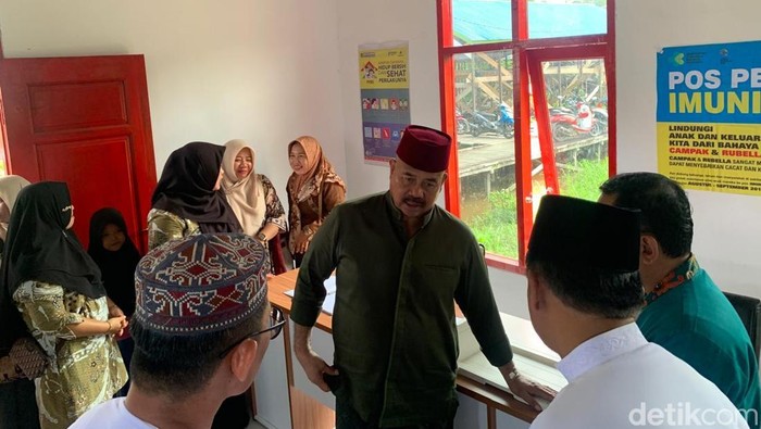 Pemerintah Kabupaten Kutai Kartanegara menunjukkan komitmen dalam pembangunan fisik dan sosial melalui rangkaian kegiatan Safari Subuh di Kecamatan Sebulu.