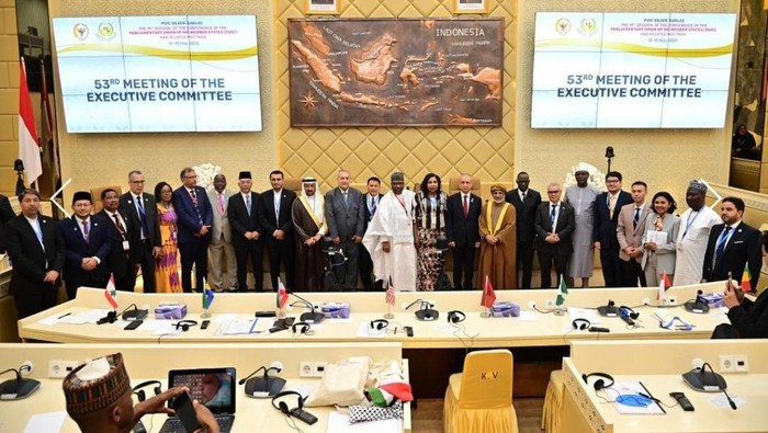 Di sela-sela forum PUIC, delegasi DPR juga akan melakukan bilateral meeting dengan parlemen sejumlah negara sahabat.
