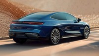 Geely Starshine 8 PHEV tersedia dalam tujuh varian berbeda, sementara harganya mulai dari 125.800 yuan atau sekira Rp 290 juta. Nominal tersebut cukup murah untuk sedan hybrid sekelasnya. Foto: Doc. Geely.