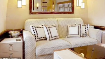 Bagian dalam pesawat didekorasi oleh firma desain interior Prancis terkenal Alberto Pinto Cabinet. Suite, kamar, lounge, dan ruang makan didekorasi menjadi tampil elegan. Foto: AMAC Aerospace