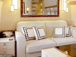 Bagai Istana di Langit, Intip Jet Mewah dari Qatar untuk Donald Trump