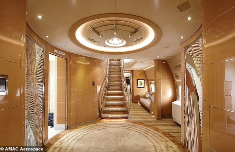Hadiah jet Donald Trump dari Qatar Hadiah jet Donald Trump dari Qatar