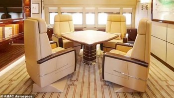 Pesawat Boeing 747 pribadi pemberian Qatar dilengkapi dengan kamar tidur utama, kamar tidur tamu, dua kamar mandi lengkap, sembilan toilet, lima dapur kecil, dan kantor pribadi. Foto: AMAC Aerospace