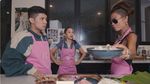 Jirayut Masak Pad Thai Bareng Jennifer Coppen dan Yaya