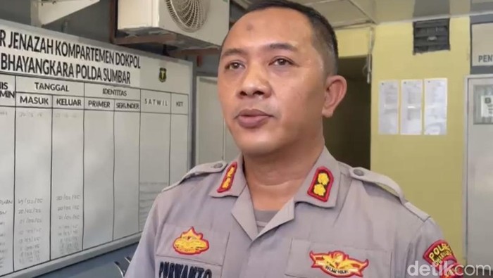 Kapolres Dharmasraya, AKBP Purwanto