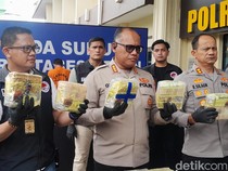 Pria di Medan Ditangkap Saat Bawa Sabu 22 Kg Pakai Sepeda Motor
