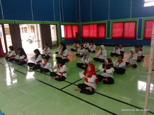Aiptu Ahmad Polisi Inspiratif di Bidang Olahraga Bina Pelajar Lewat Silat