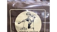 Warung kopi Aming juga termasuk yang legendaris di Pontianak dan sudah ada sejak 1970-an. Tak hanya bisa menikmati racikan kopi secara langsung, tapi juga membeli kopi bubuknya. Foto: site news