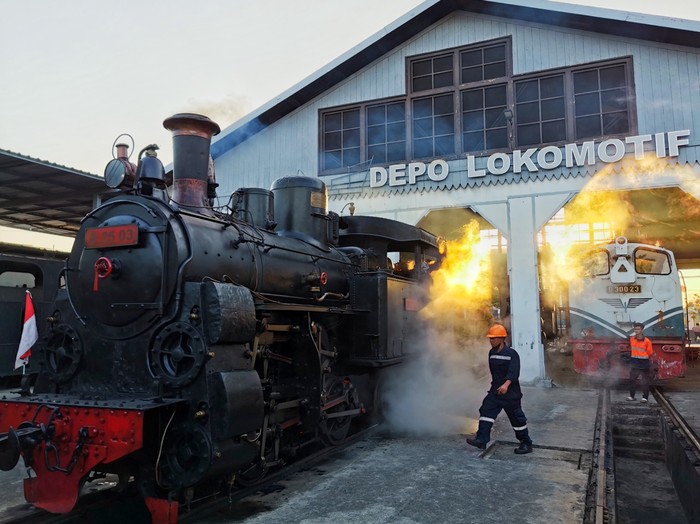 Menjelajahi Jejak Sejarah Perkeretaapian Indonesia di Museum Ambarawa dan Lawang Sewu