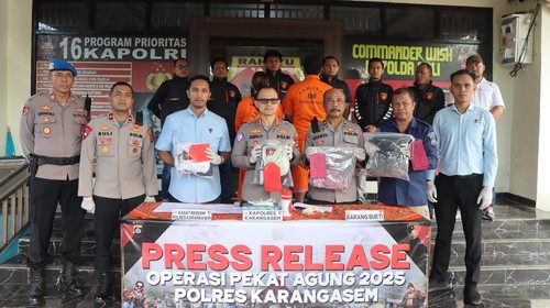 Polres Karangasem saat melakukan press release tangkapan kasus selama Operasi Pekat Agung 2025, Selasa (13/5/2025) (dok. Polres Karangasem)