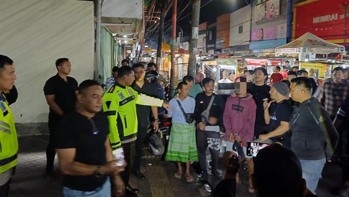 Preman tagih duit japrem di kawasan kuliner Pasar Lama, Kota Tangerang ditangkap. (dok.Istimewa)