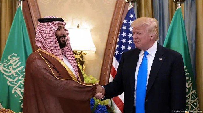 Putera Mahkota Arab Saudi, Pangeran Mohammed bin Salman (ki,) bersama Presiden Donald Trump, 2017Foto: Mandel Ngan/AFP/Getty Images
