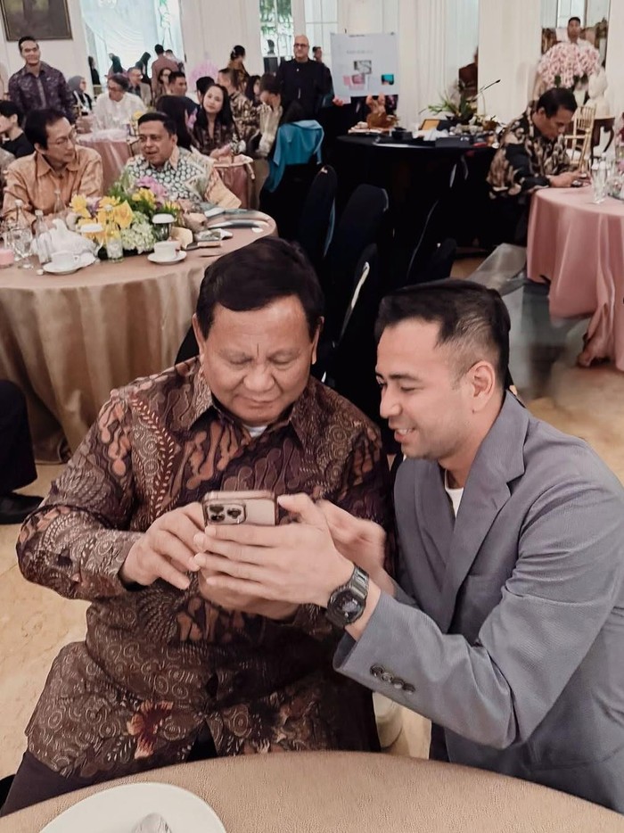 Raffi Ahmad dan Nagita Slavina Raffi Ahmad bertemu Prabowo Subianto.