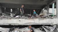 Otoritas kesehatan setempat melaporkan sedikitnya 15 orang tewas dalam serangan Israel tersebut.