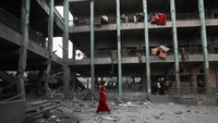 Kampanye Israel telah menewaskan lebih dari 52.000 warga Palestina, sebagian besar warga sipil, menurut otoritas kesehatan yang dikelola Hamas, dan menghancurkan sebagian besar Gaza.