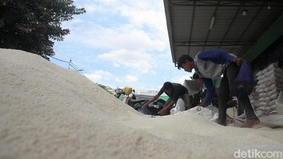 Serapan Beras Nasional Mencapai 2 Juta Ton