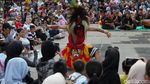 TMII Jakarta Diserbu Pengunjung Saat Libur Panjang Waisak