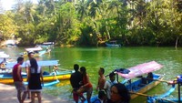 Perahu Wisata transportasi menuju Green Canyon