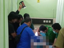 Kakek Kesakitan Bikin Kaget Damkar Ngawi, Ternyata Kelaminnya Terjebak Paralon