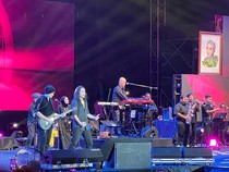 Konser Dewa 19 Pukau Penonton di Peringatan Setahun Sanga Sanga