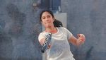 5 Potret Dian Sastrowardoyo Asyik Main Padel