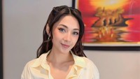 Dinda Kirana berulang tahun ke-30 pada 30 April lalu. Namun ia baru memperlihatkan momen perayaannya. (Foto: dok Instagram)