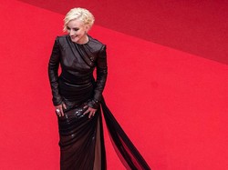 Foto: Gaya Terlarang Para Bintang di Red Carpet Cannes 2025 Hari Pertama