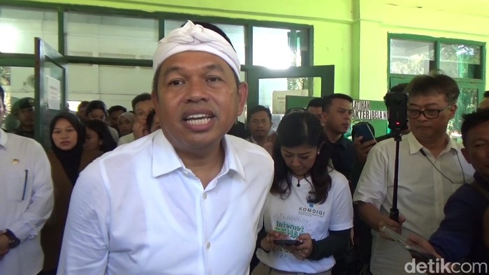 Gubernur Jabar Dedi Mulyadi di Purwakarta