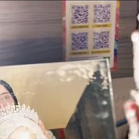 Cantik dan anggun, pesona mantan istri Virgoun itu pun menarik perhatian para netizen. Tak sedikit yang memberikan pujian. Foto: Instagram/@mommy_starla