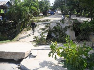 Jalan Nasional Amblas!