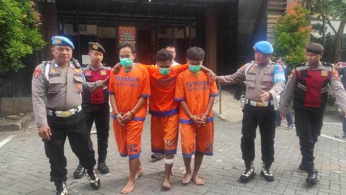 Pelaku dan penadah jambret yang menewaskan perempuan di Sidoarjo