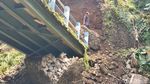 Penampakan Jembatan  Antar Desa di Pasuruan Ambruk