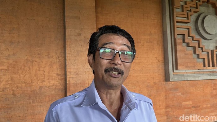 Kadisdikpora Bali I Ketut Ngurah Jayawibawa di kantor DPRD Bali, Rabu (14/5/2025).