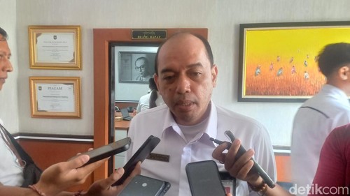 Kepala Kesbangpol Kabupaten Buleleng, Komang Kappa Tri Aryandono, saat diwawancarai, Rabu (14/5/2025).