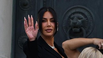 Kim Kardashian Nangis Saat Belajar Ujian Pengacara, Berakhir Gagal