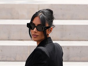 Kim Kardashian Nangis di Sidang Perampokan Paris: Saya Pikir Akan Mati