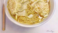 Pria kelahiran 1999 ini juga bisa menampilkan lukisan mie wonton dengan sempurna. Lembaran mie kuning nan tipis berendam dalam kuah kaldu dan dilengkapi potret topping wonton. Foto: Steven Tang via Bored Panda