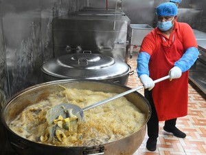Denda Rp 46 M Jika Produksi dan Simpan Makanan Tanpa Izin Saat Musim Haji